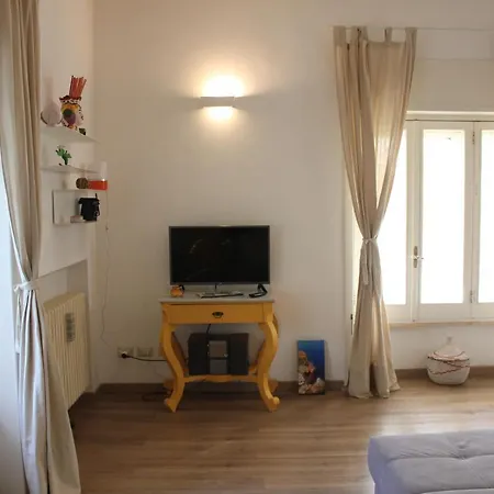 Casina Elio *